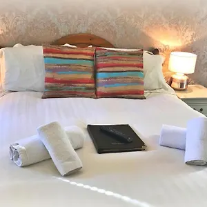 https://st-raphael-guest-house.yorkshirehotels.net